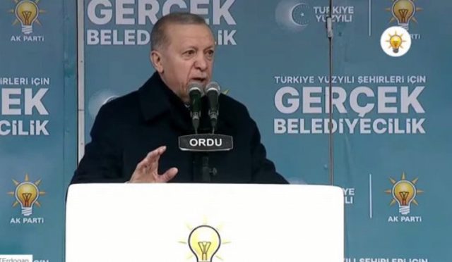 Erdogandan-emeklilere-ikramiye-mujdesi-Bayram-ikramiyesini-3-bin-liraya-yukseltecegiz.jpeg
