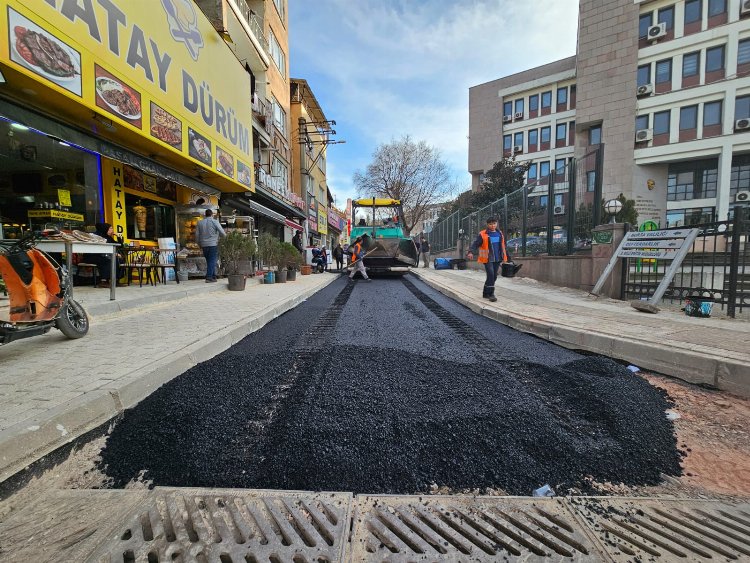 Osmangazi’de asfalt mesaisi