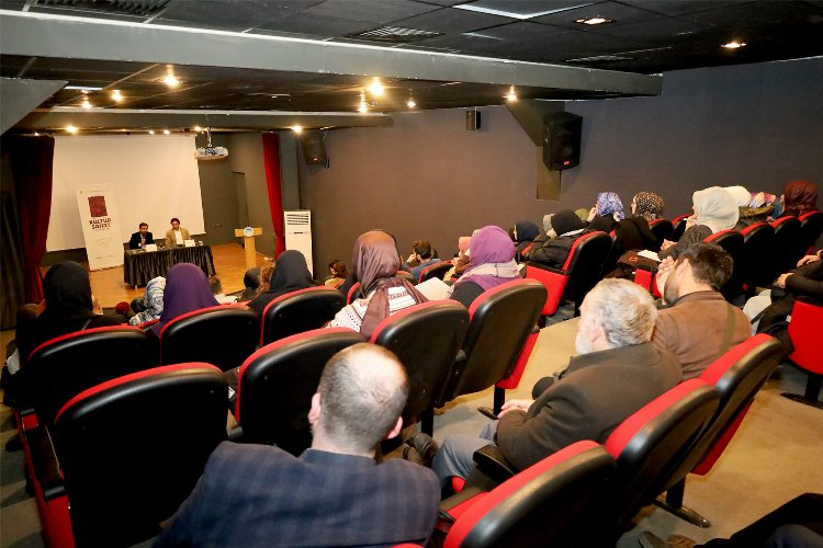 Sakarya OSM’de İslami düşünce gelenekleri konuşuldu