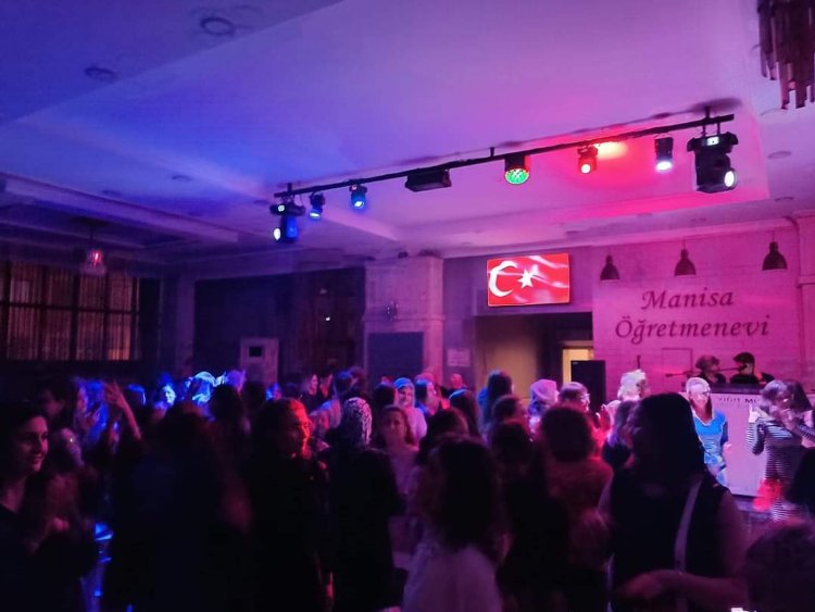 Manisa’da Türkiye Kamu-Sen’li kadınlardan özel gün buluşması