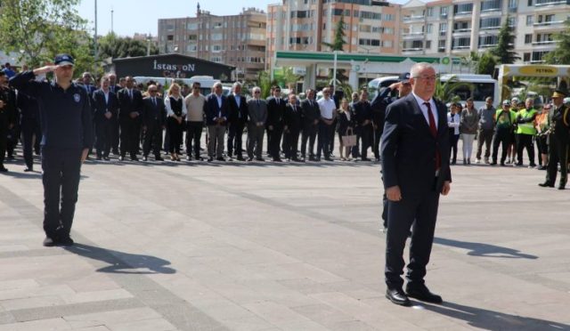 Ataturkun-Edremite-gelisinin-90-yildonumu-kutlandi.jpg
