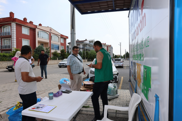 Konya Selçuklu’da ‘Mobil Atık Kumbaram’a yoğun ilgi