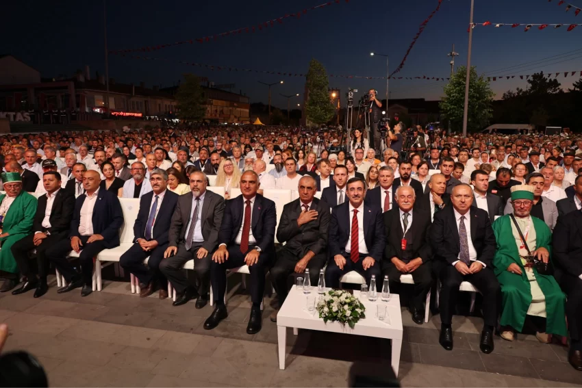 Belediye Başkanı Arı, Hacı Bektaş Veli’yi anma etkinlikleri’ne katıldı