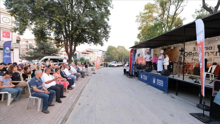 Bursa Gastronomi Tırında İnegöl lezzetleri tanıtıldı