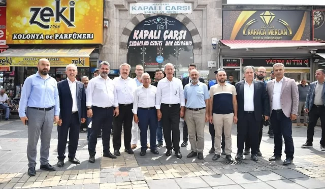 Kayseri-dinamiklerinden-carsi-turu.webp.webp.webp