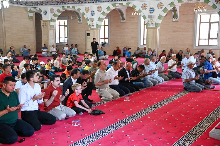 Talha Bayrakçı hatim ve dualarla anıldı