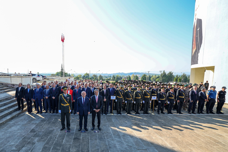 Yusuf Alemdar bayram coşkusunu Sakaryalılarla yaşadı