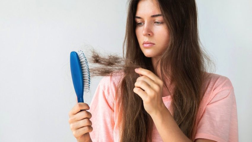Akıllarda Daima Tıpkı Soru: Saç Dökülmesi ve Yıpranmayı Tıpkı Anda Çözmek Mümkün mü?