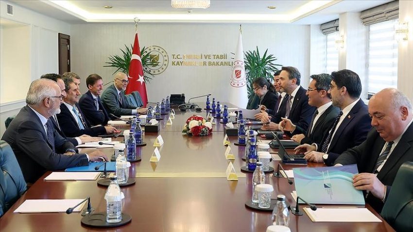 Bakan Bayraktar, IRENA Genel Yöneticisi La Camera ile görüştü – Düzgün Haber