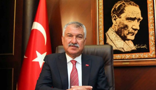 adana-buyuksehir-belediye-baskani-zeydan-karalar-tutuklandi-6BiW3LGO.jpg
