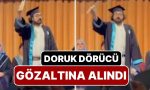 bogazici-universitesi-mezuniyet-merasiminde-diplomasini-yirtan-doruk-dorucu-gozaltina-alindi-CyOfAEv2.jpg